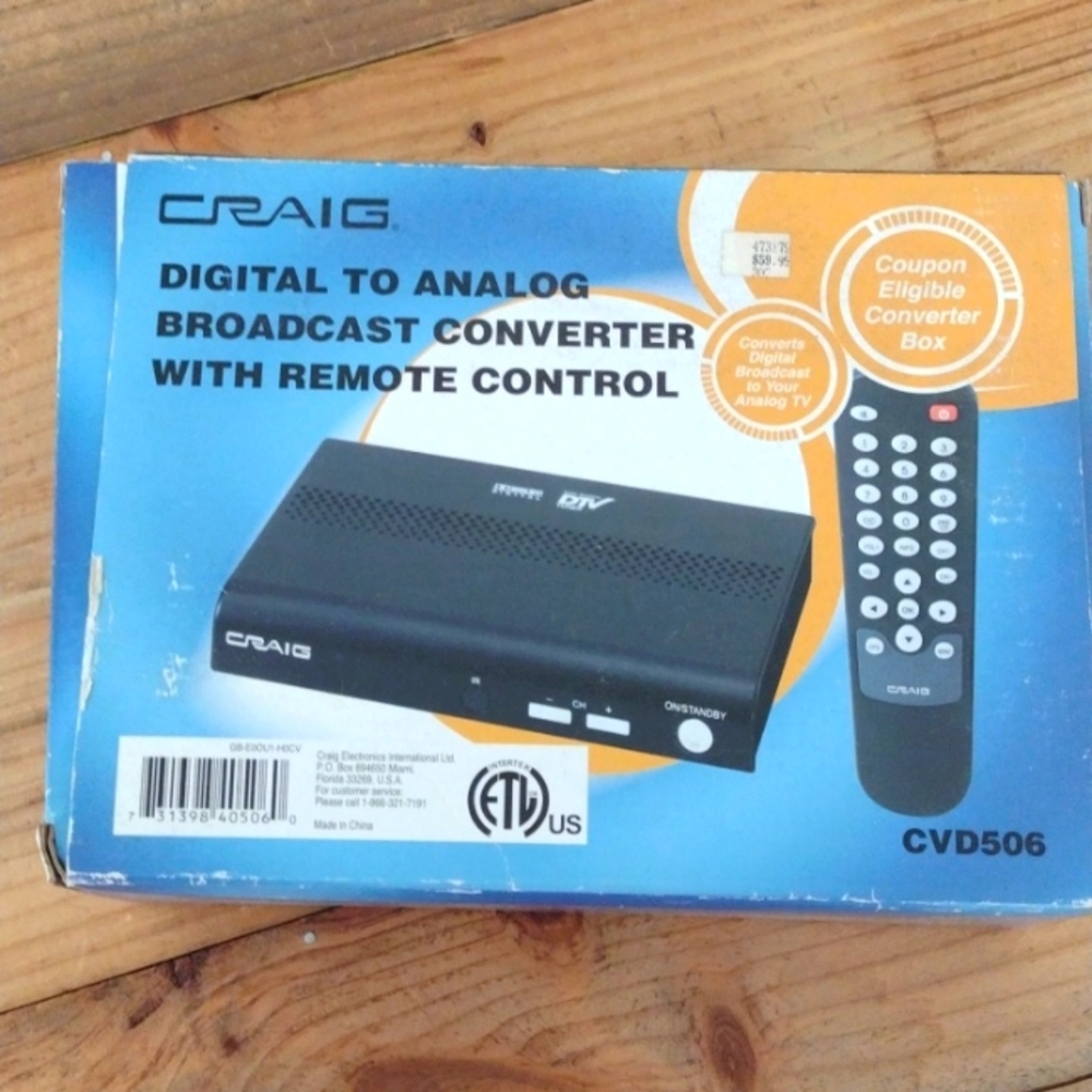Craig Digital to Analog Broadcast Converter w Remote Control New in box